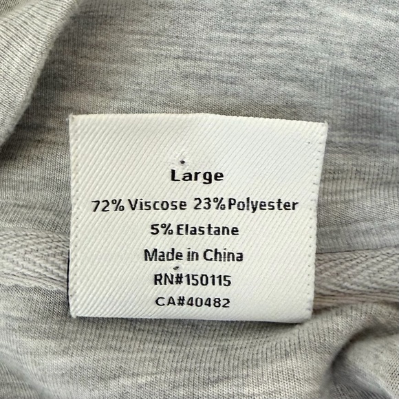 Varley Bay Sweat Pullover in Grey Marl
Size Large - Picture 15 of 15